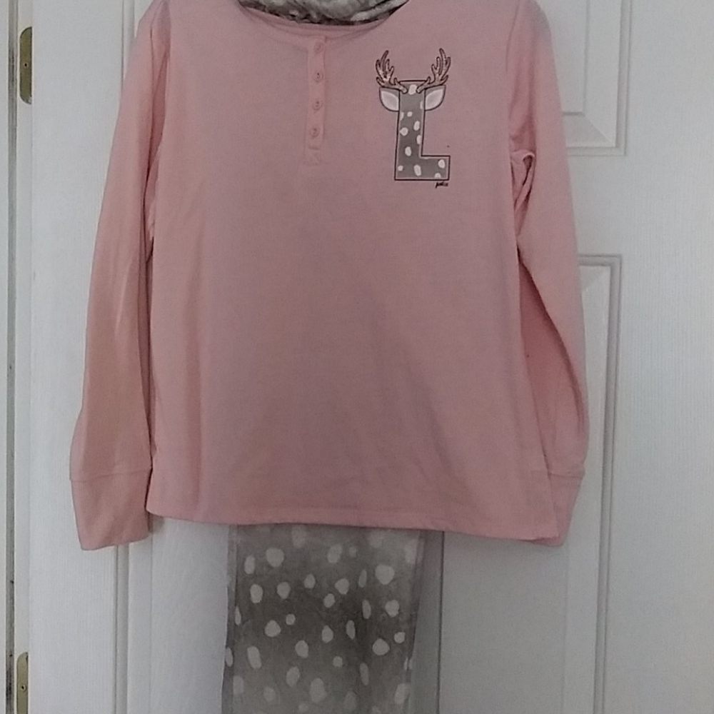 Girls flannel pajamas letter L